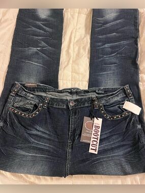 Cowgirl Tuff Bootcut Jeans- plus size 24/26 Tall (waist 40/ length 35) NEW!